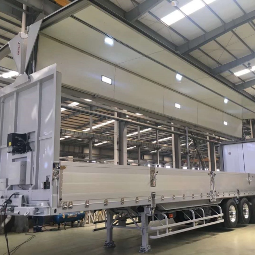 Innovative Design: The Aluminum Corrugated Rivet Side Open Flying Wing Box Trailer