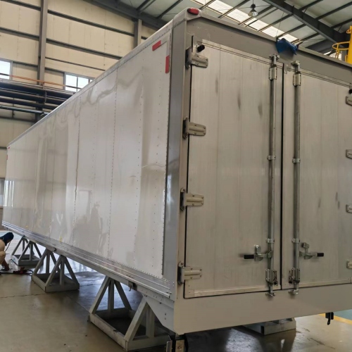 The Aluminum Flying Open Wing Box Truck with Side Panels: Redefining Versatility in Urban Logistics